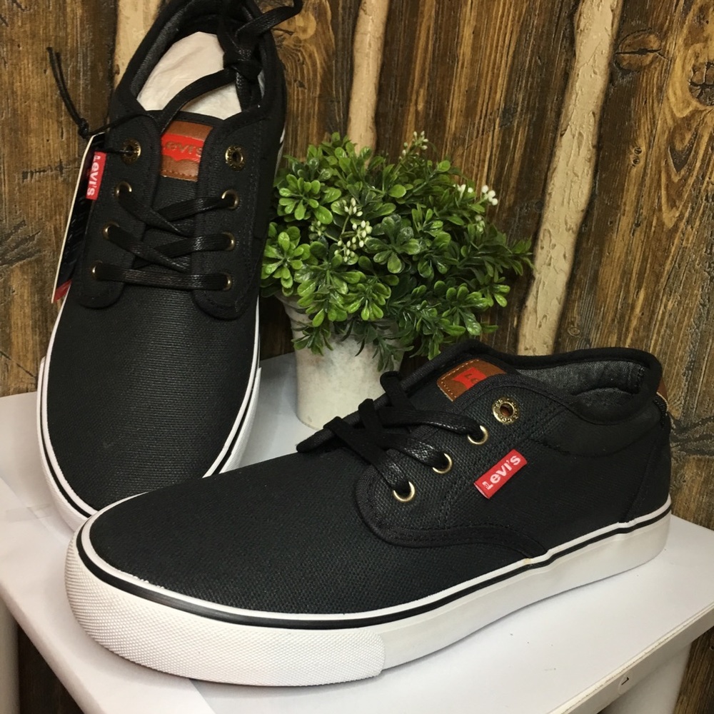 LEVI’S Cali Core